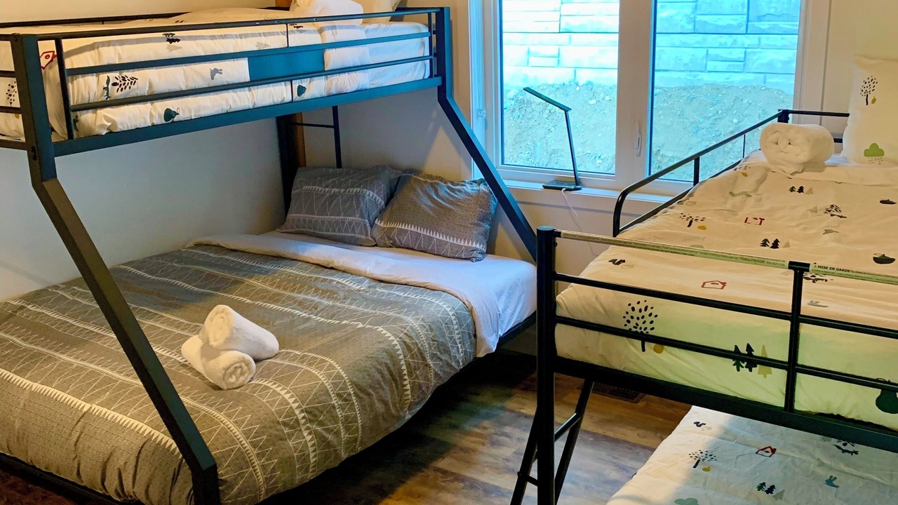 Photo of Bedroom in Hemlock Valley