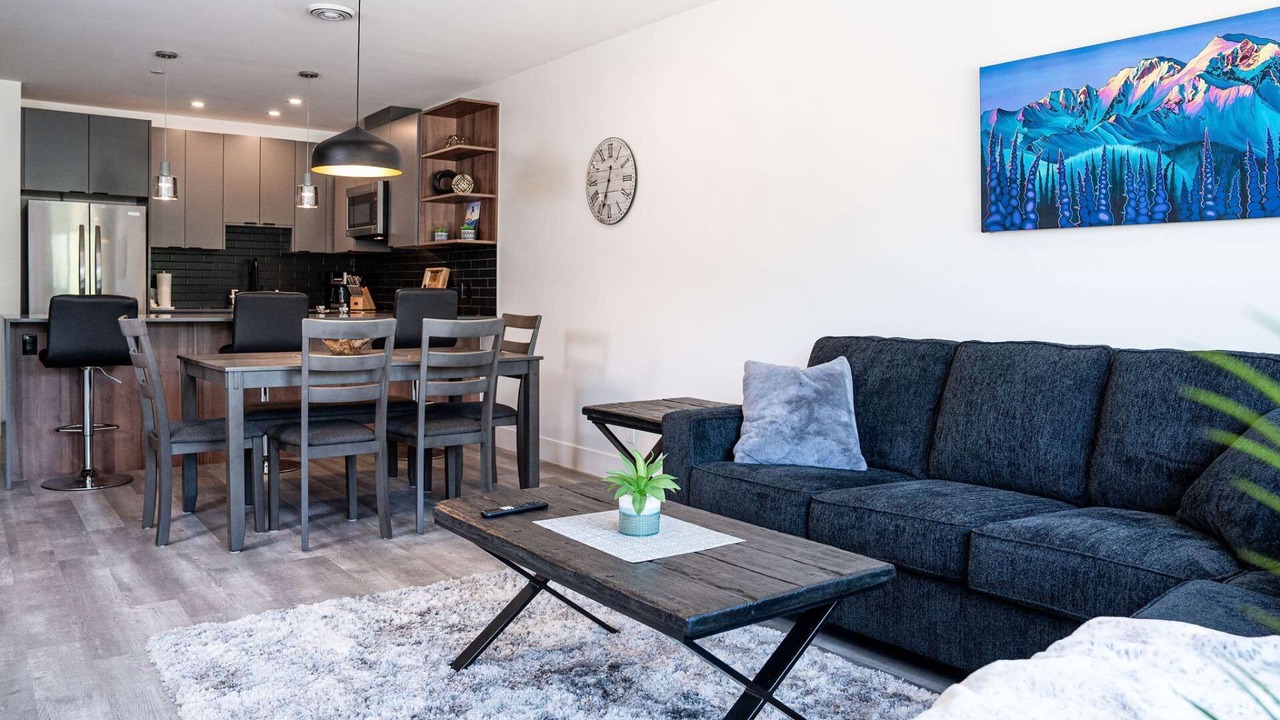 Photo of Livingroom in Revelstoke