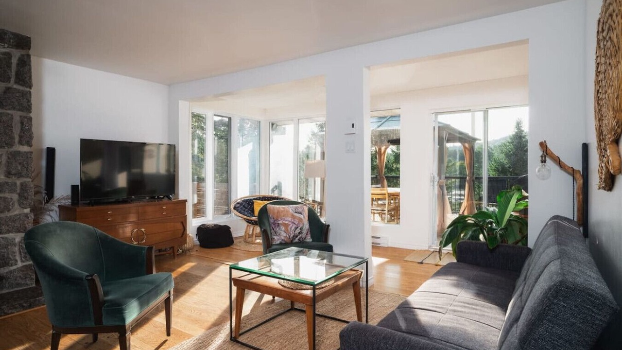 Photo of Livingroom in Saint-Alexis-des-Monts