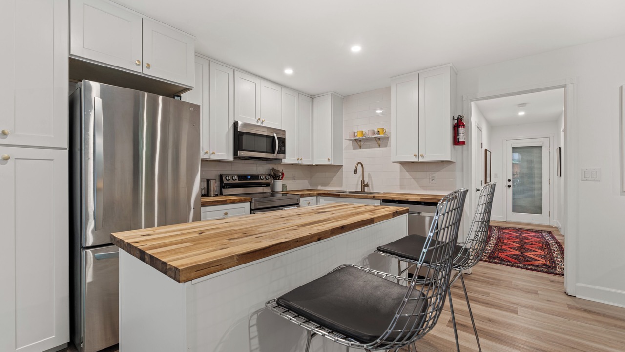 Photo of Kitchen in West Kelowna Estates