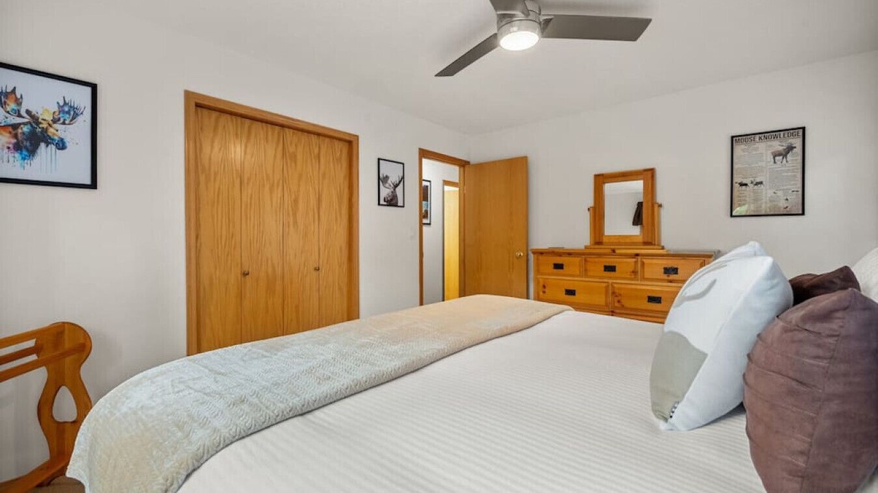 Photo of Bedroom in East Kootenay