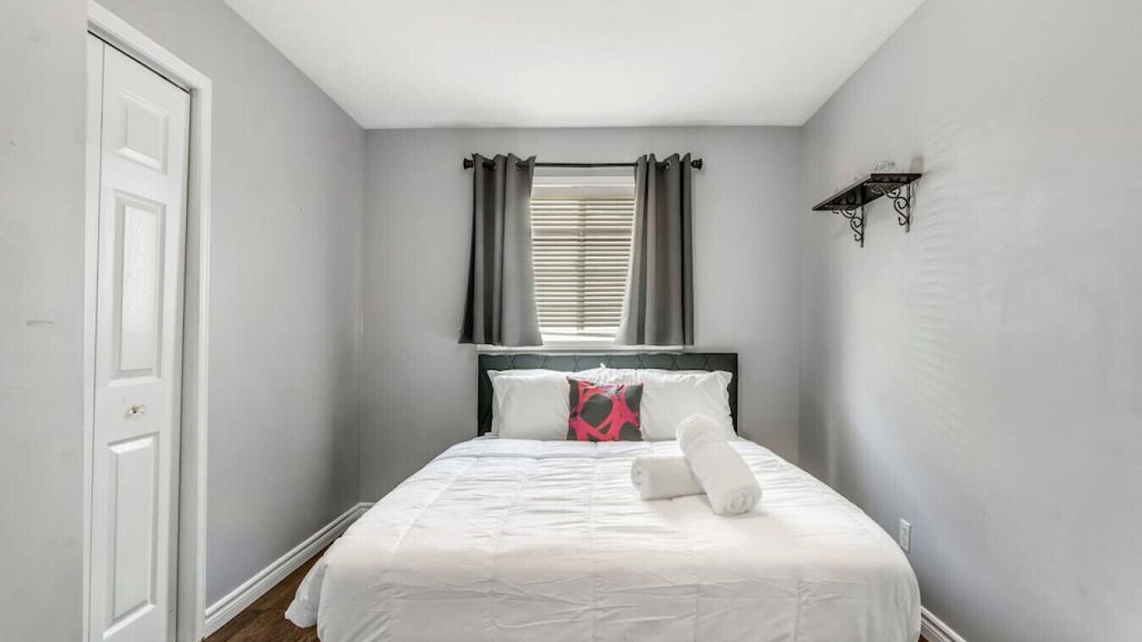 Photo of Bedroom in Trenton