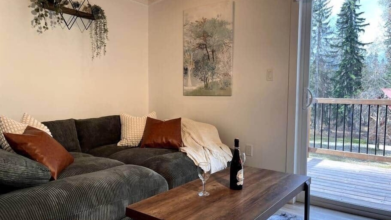 Photo of Livingroom in Golden