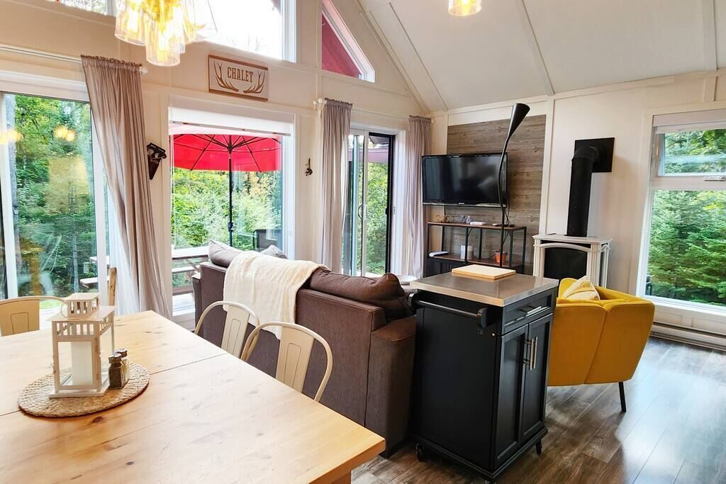 Photo of Bedroom in St-Adolphe-d'Howard