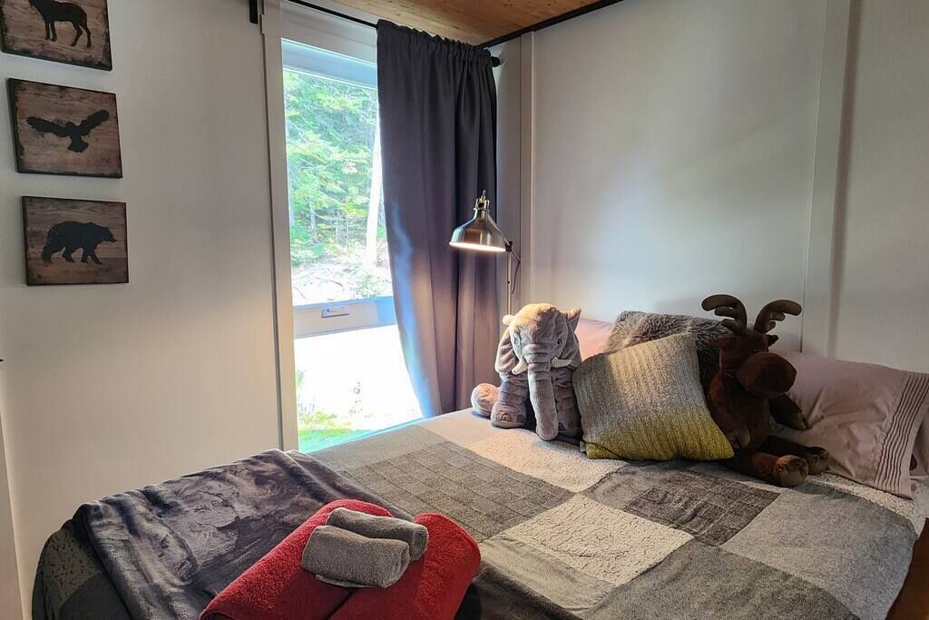 Photo of Bedroom in St-Adolphe-d'Howard