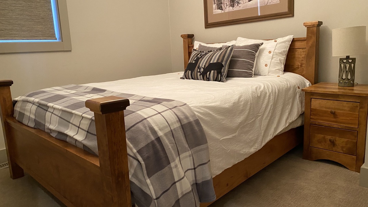 Photo of Bedroom in East Kootenay