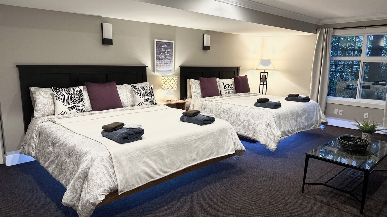 Photo of Bedroom in Mill Bay