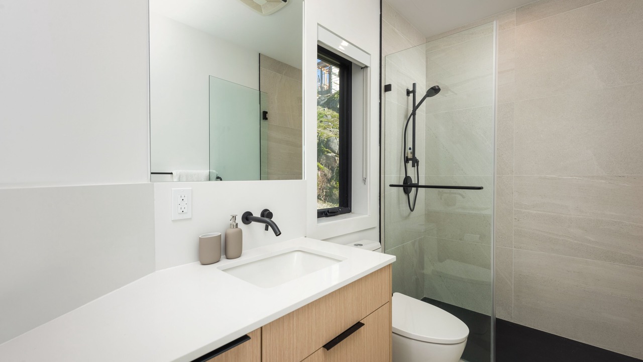 Photo of Bathroom in Halfmoon Bay