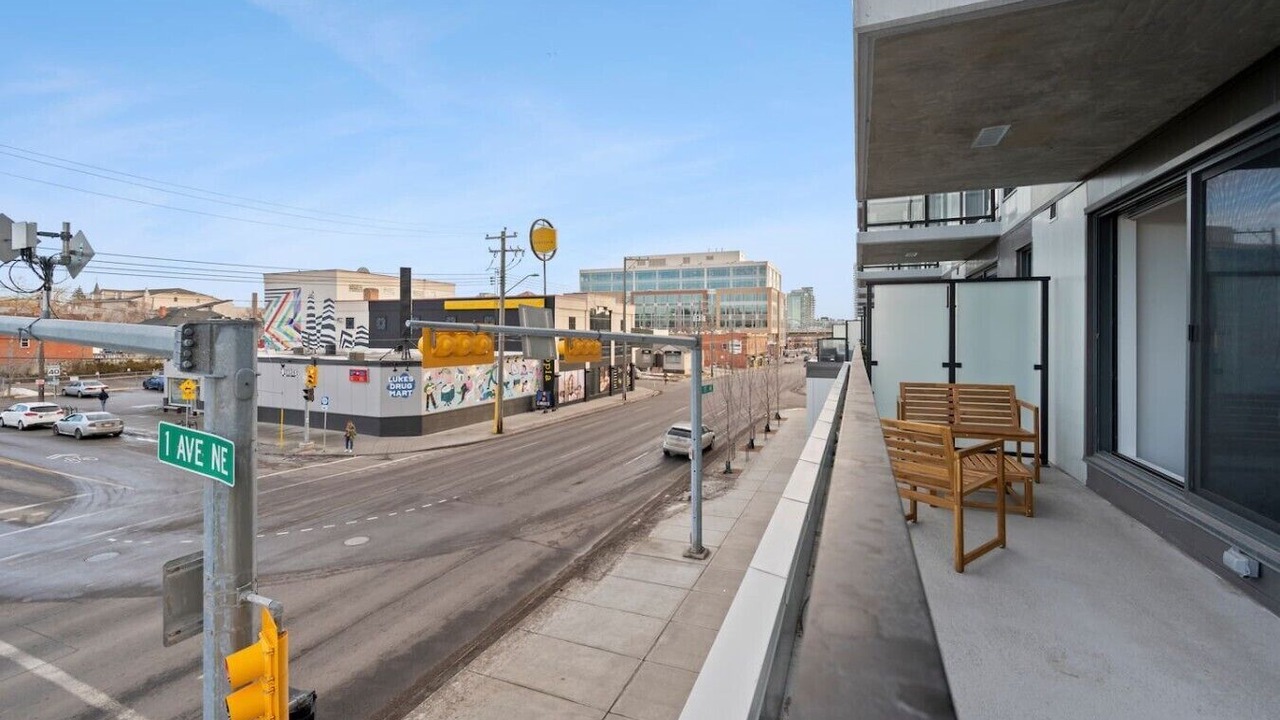 Photo of Patio Balcony in Crescent Heights