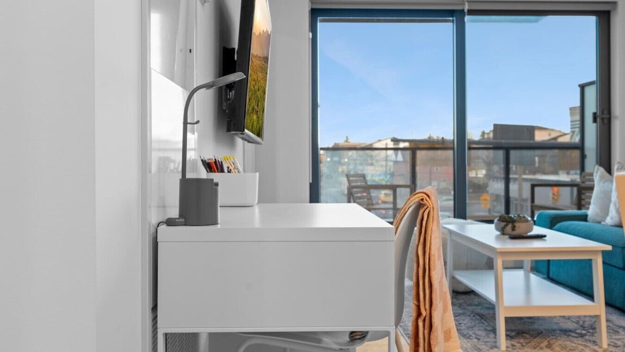 Photo of Livingroom in Crescent Heights