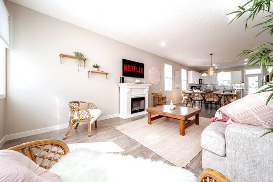 Photo of Livingroom in North Central Edmonton