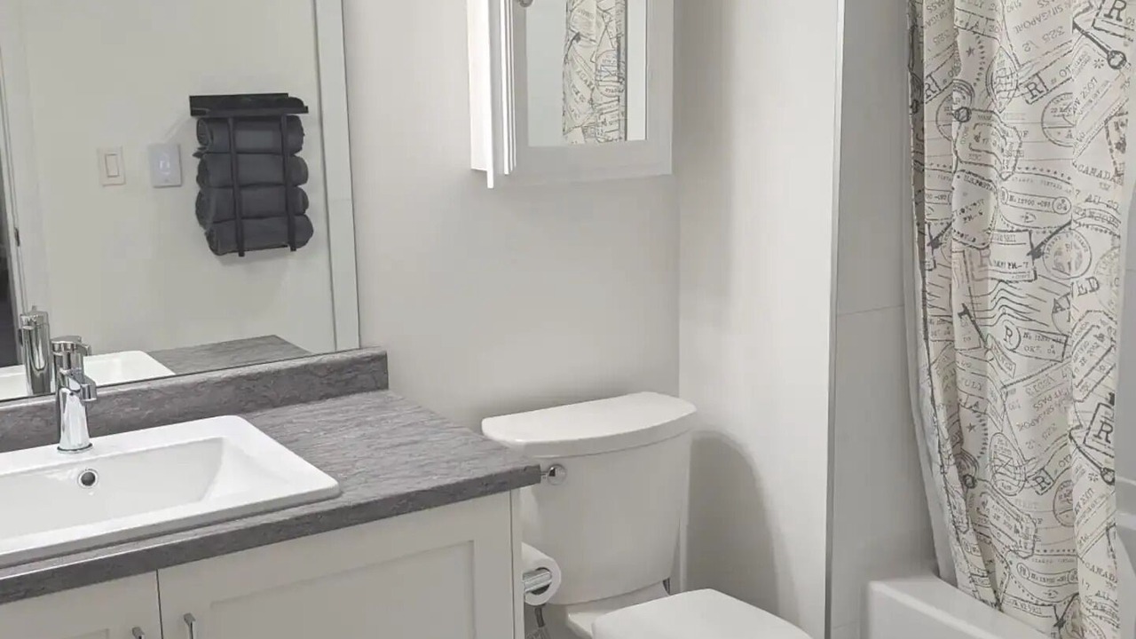 Photo of Bathroom in Willoughby