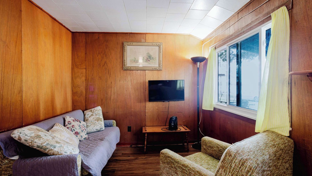 Photo of Livingroom in Bobcaygeon