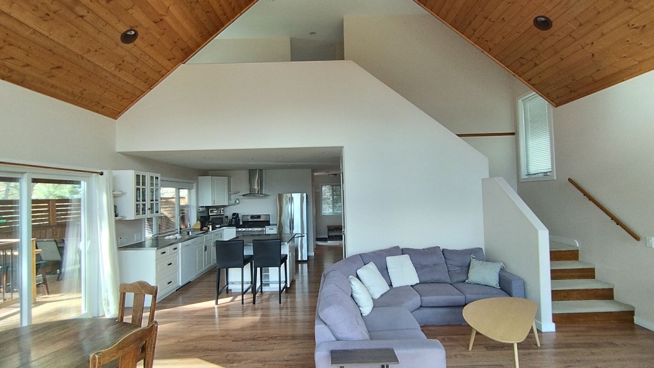 Photo of Livingroom in Central Okanagan