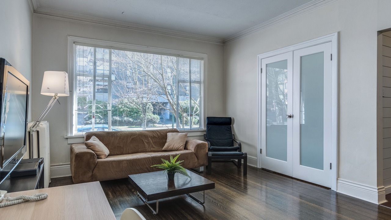 Photo of Livingroom in West End