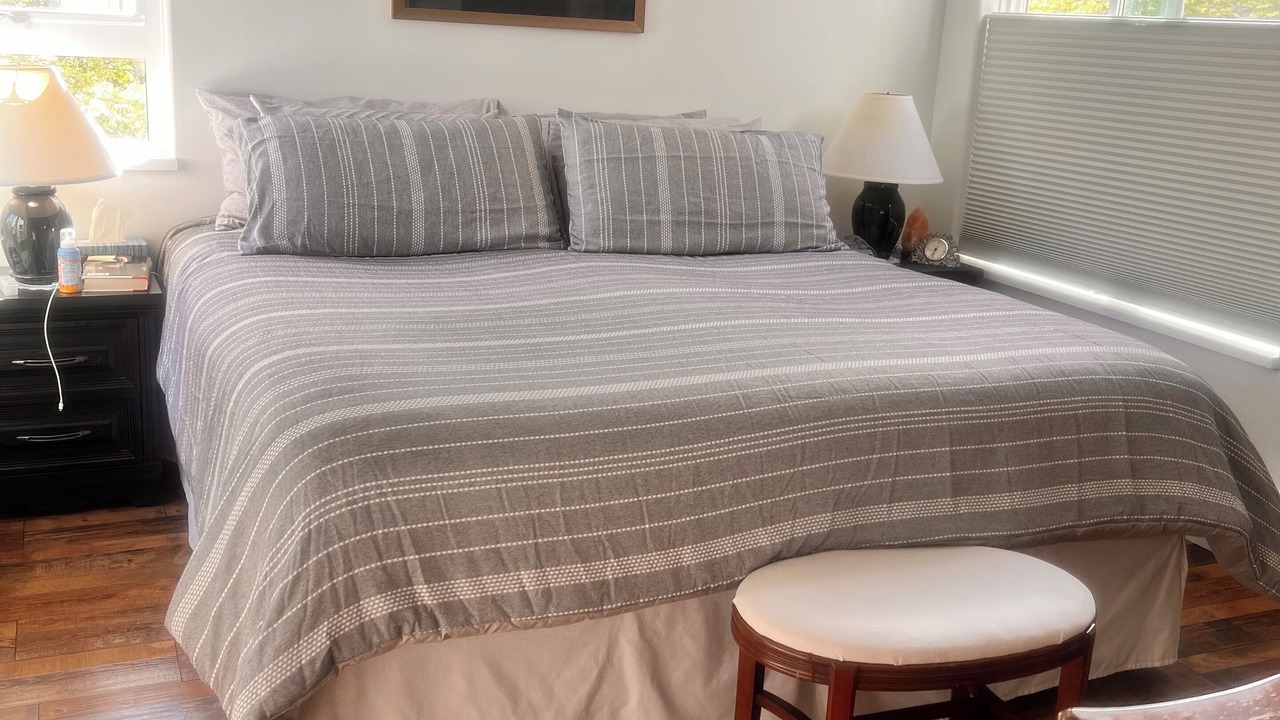 Photo of Bedroom in White Rock