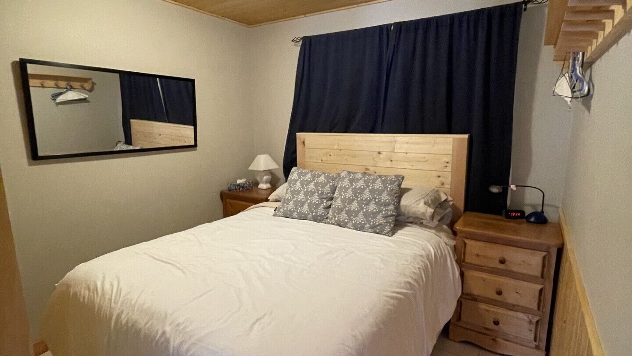 Photo of Bedroom in Okanagan-Similkameen