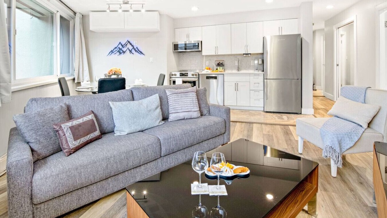 Photo of Livingroom in Whistler Village
