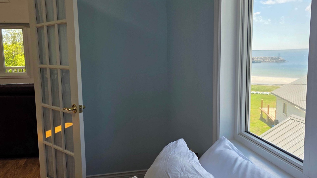 Photo of Bedroom in Hunts Point