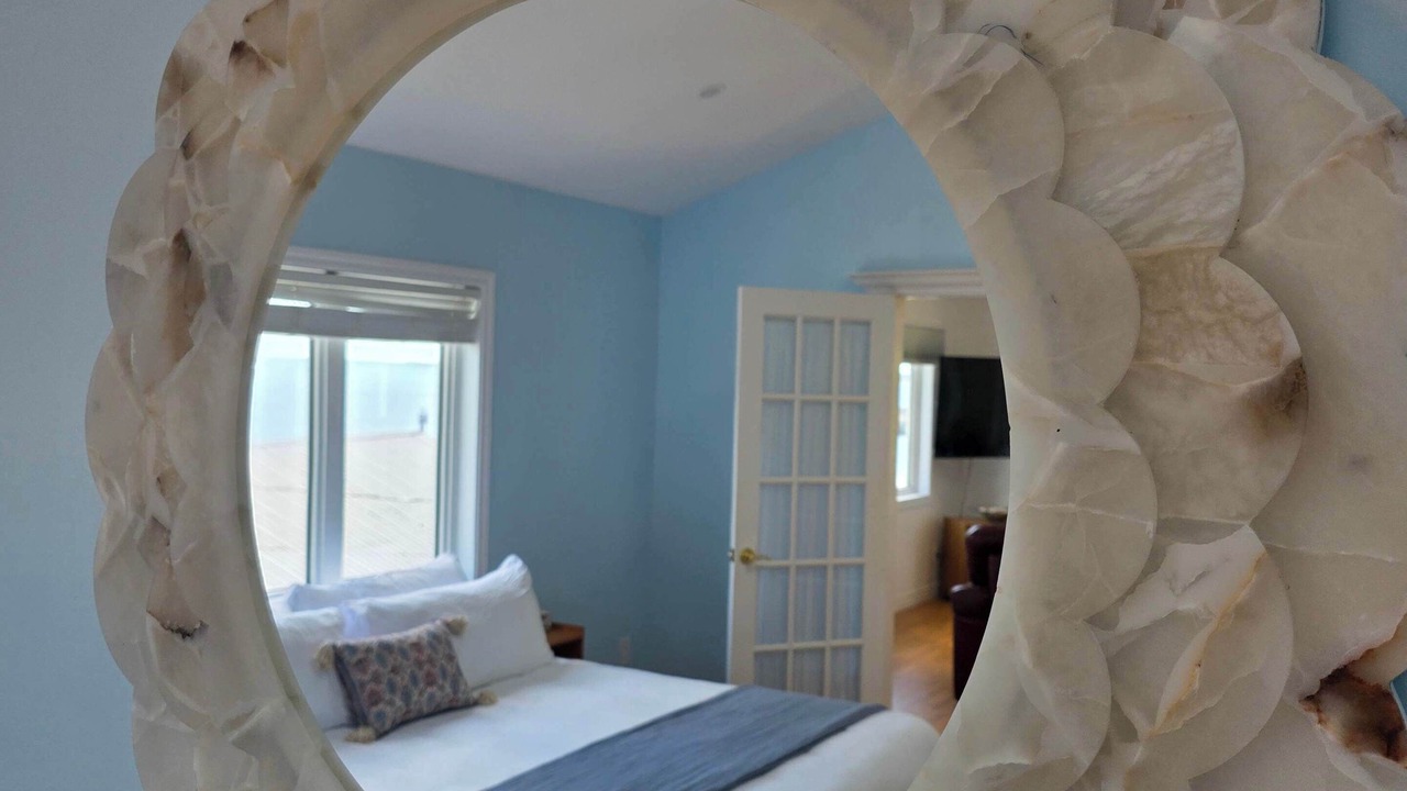 Photo of Bedroom in Hunts Point