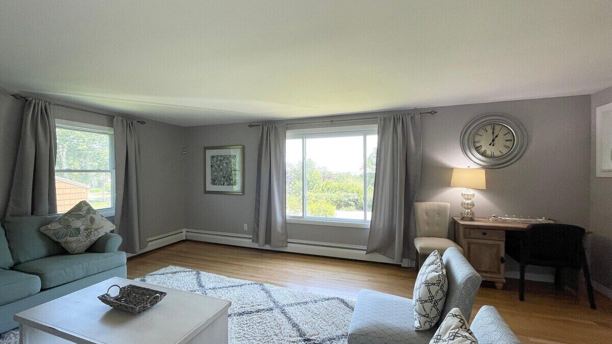 Photo of Livingroom in Rockland