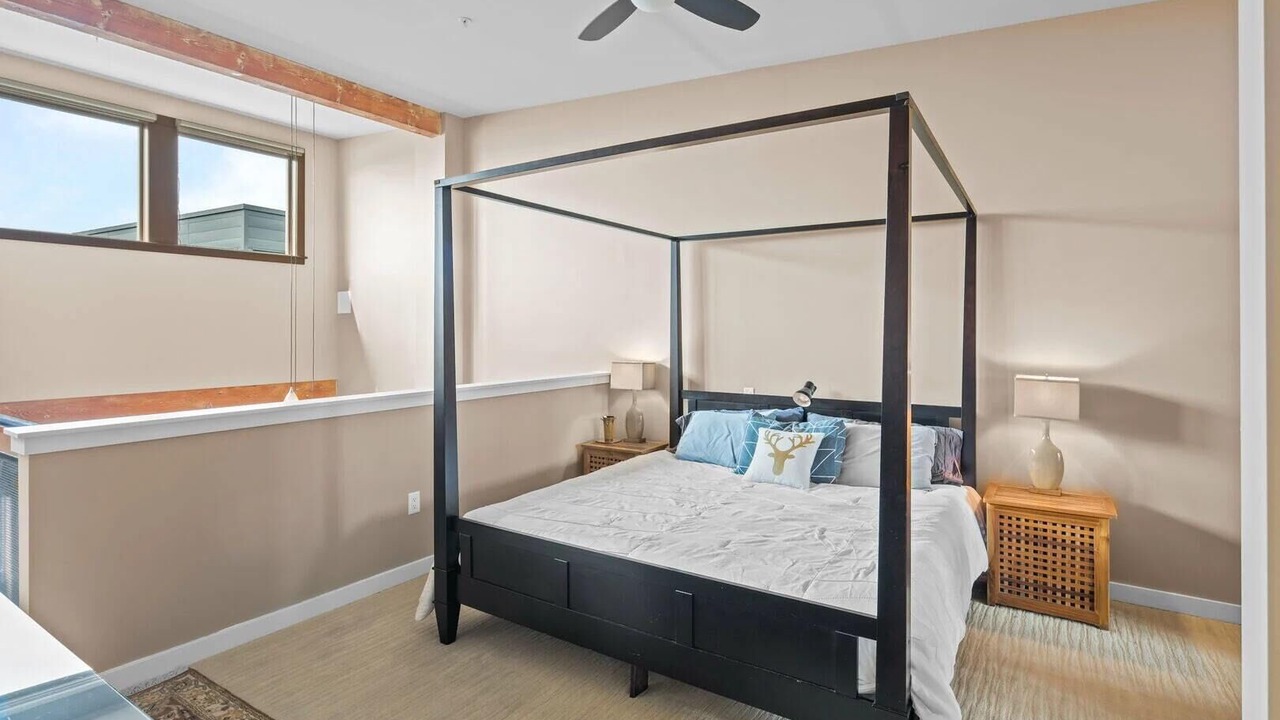 Photo of Bedroom in Downtown Victoria