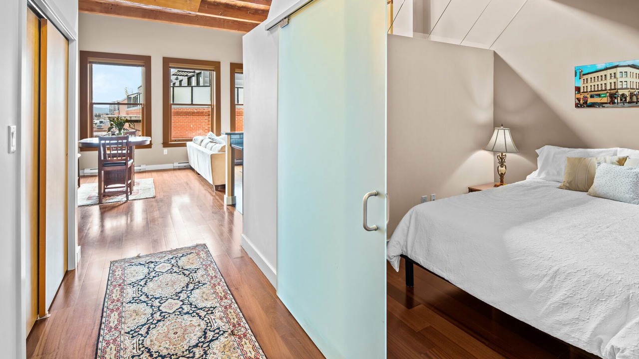 Photo of Bedroom in Downtown Victoria