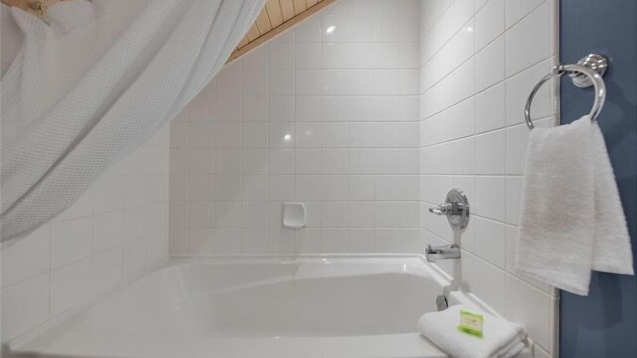 Photo of Bathroom in Pender Island