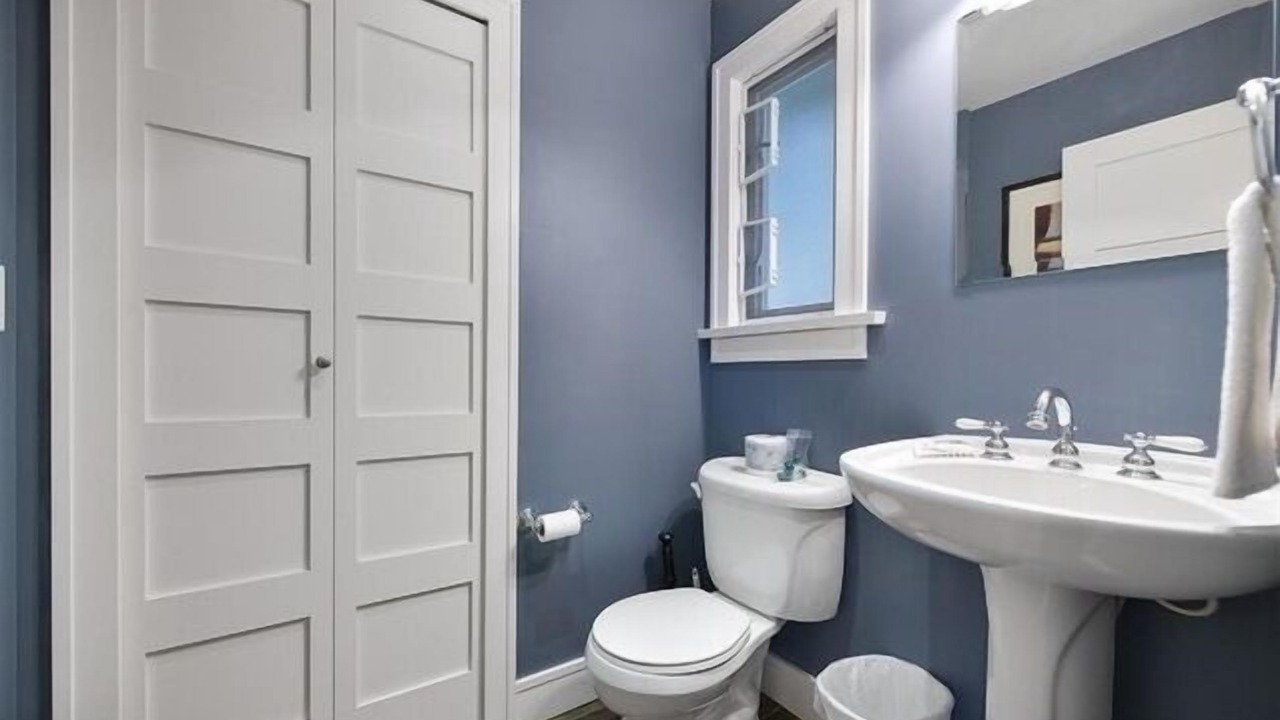 Photo of Bathroom in Pender Island