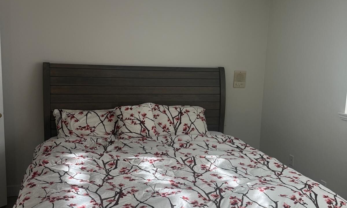 Photo of Bedroom in Surrey Newton