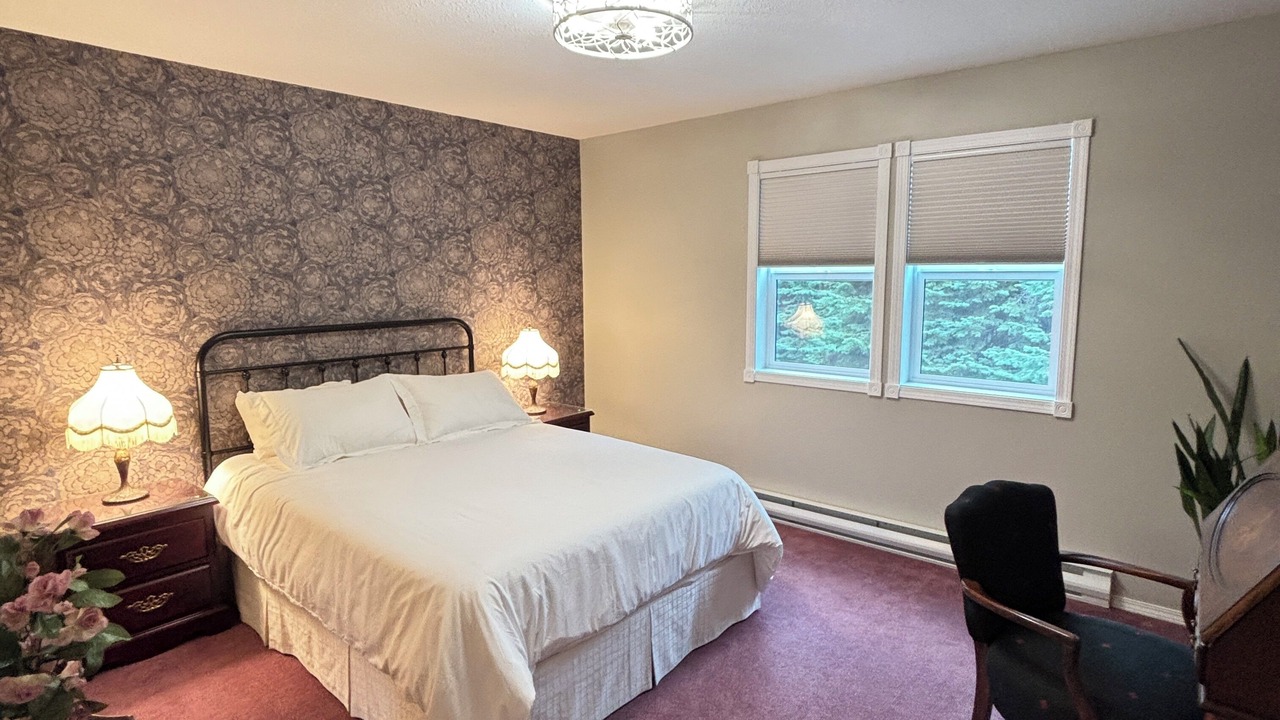 Photo of Bedroom in Silver Star Mountain