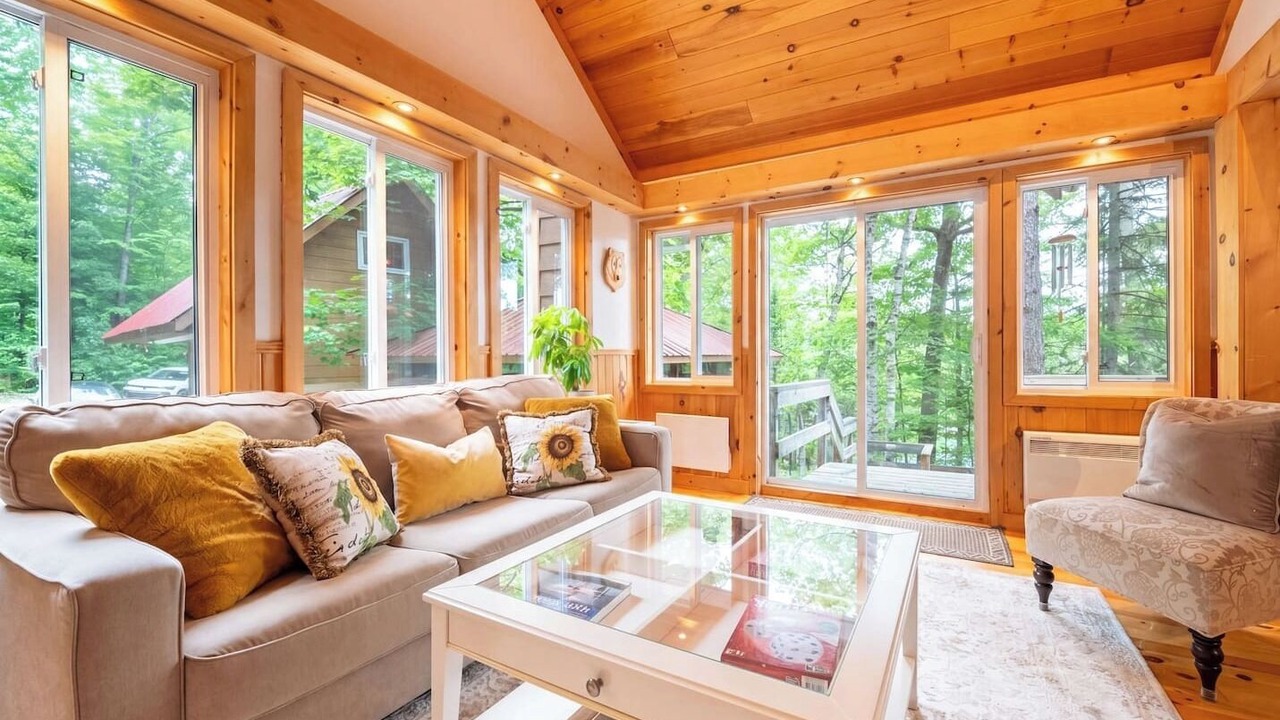 Photo of Livingroom in Leslie-Clapham-et-Huddersfield