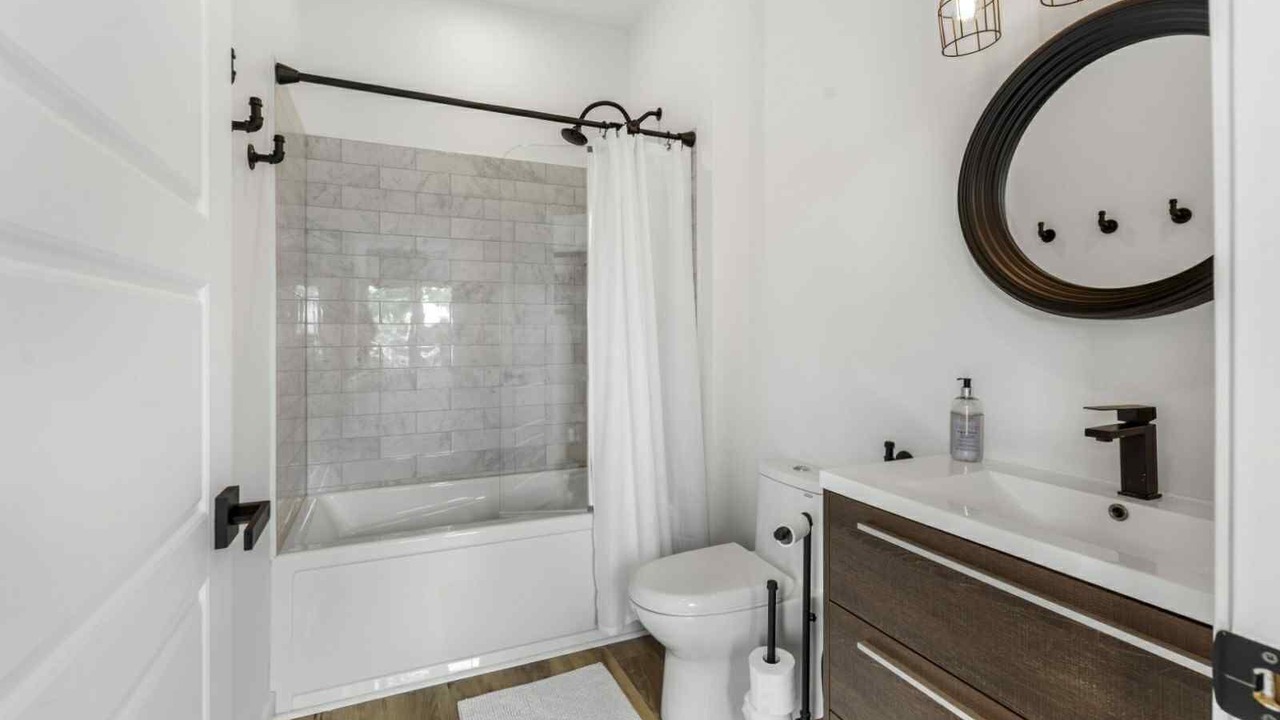 Photo of Bathroom in Baie-St-Paul