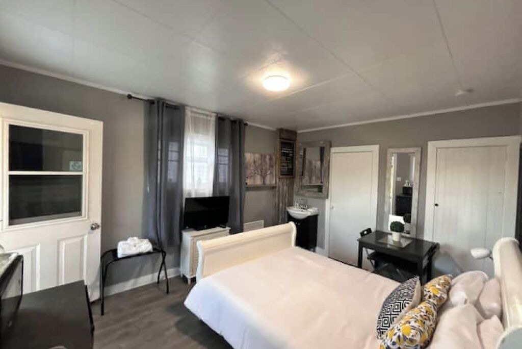 Photo of Bedroom in Sainte-Flavie