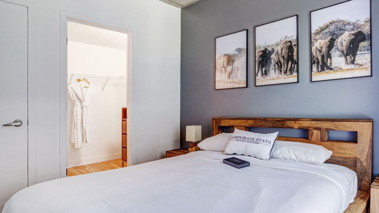 Photo of Bedroom in International District