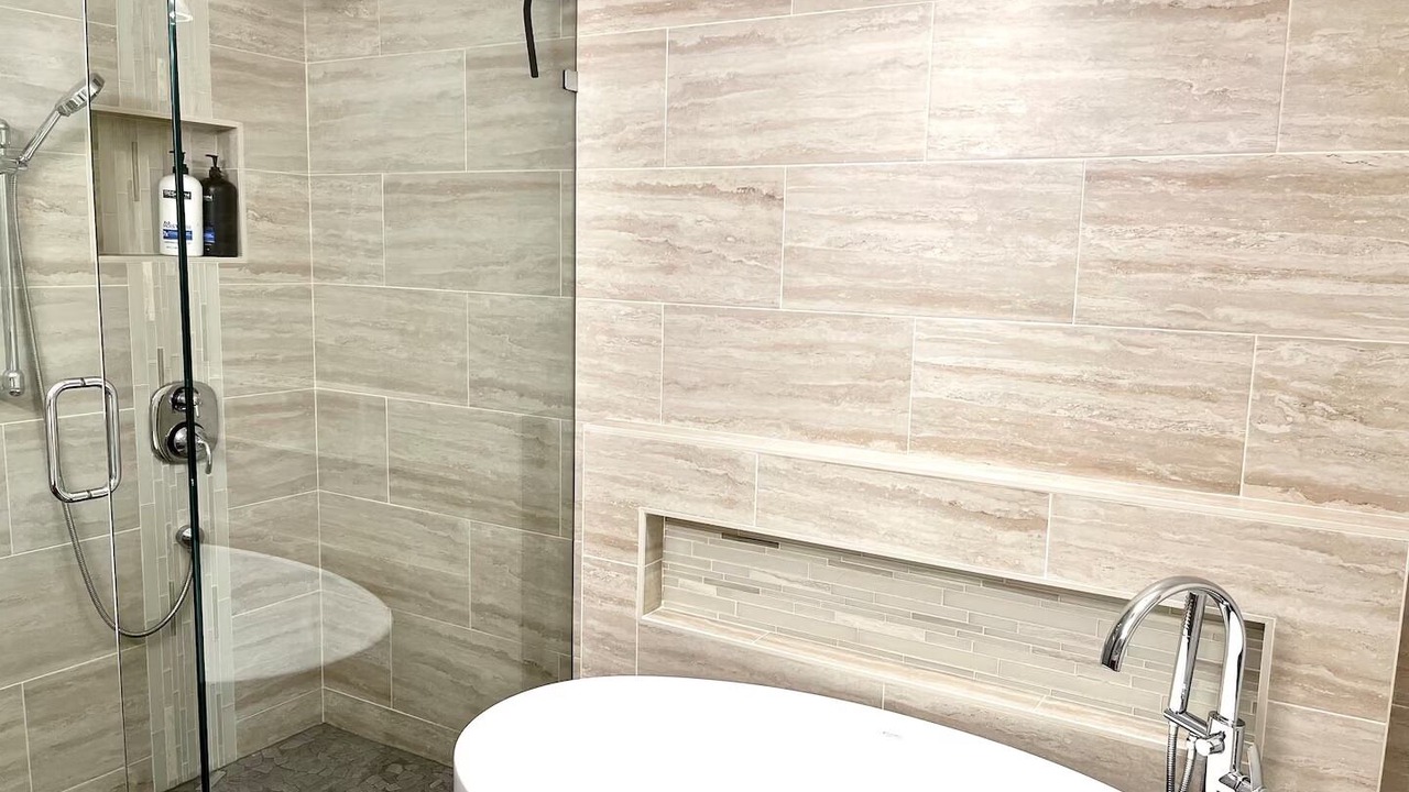 Photo of Bathroom in Squilax
