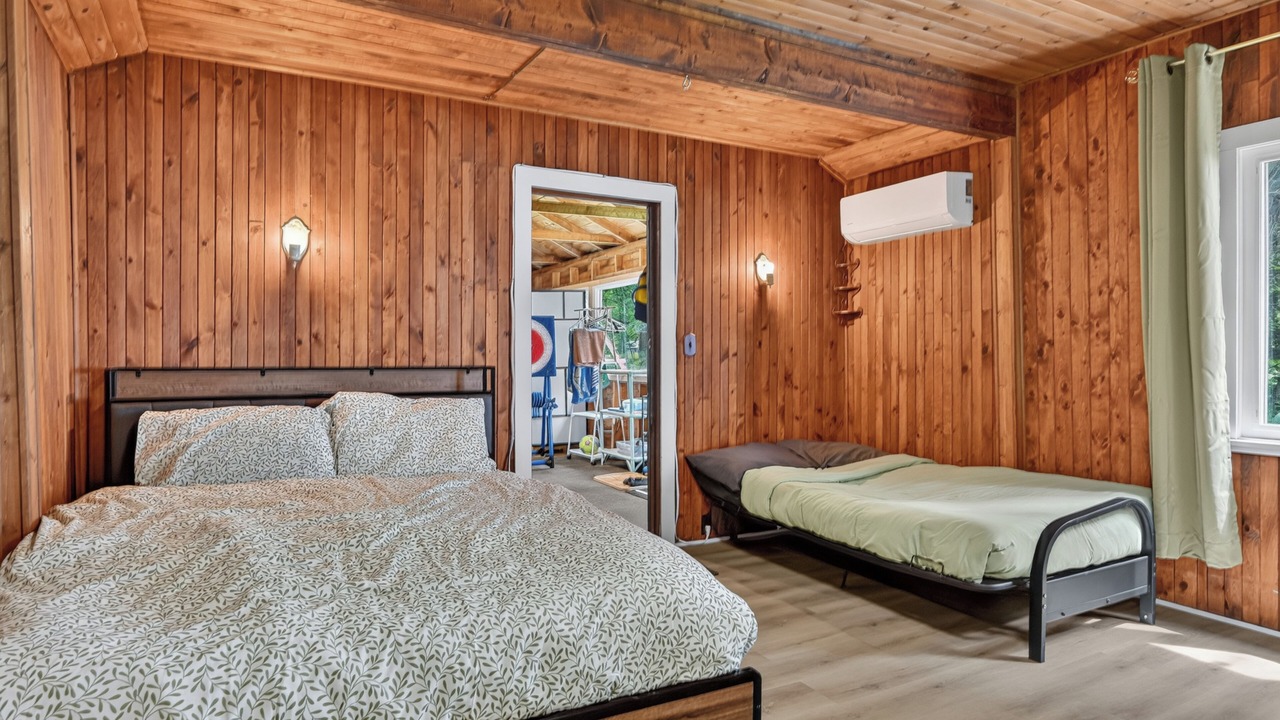 Photo of Bedroom in Bobcaygeon