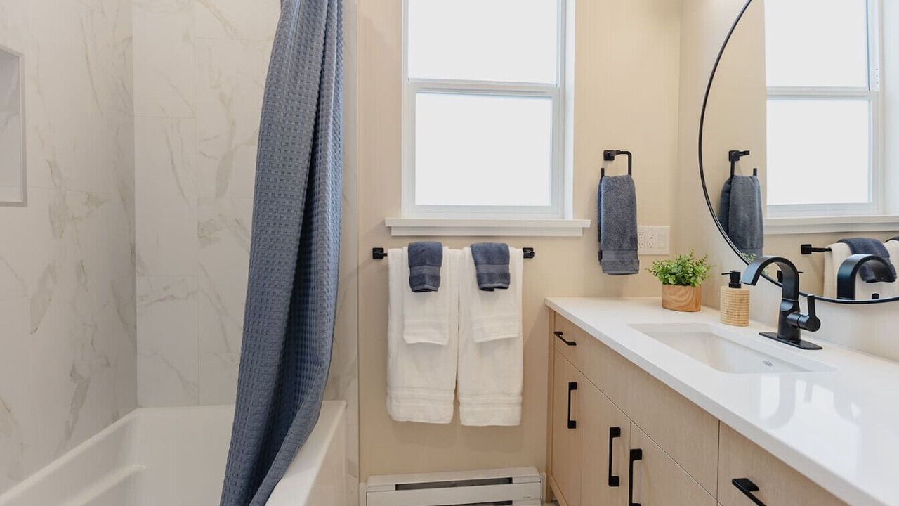 Photo of Bathroom in Regional District of Nanaimo