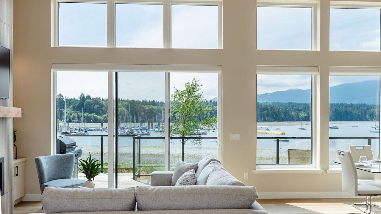 Photo of Livingroom in Regional District of Nanaimo
