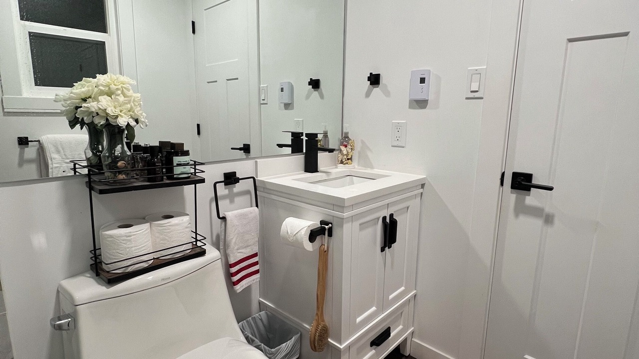 Photo of Bathroom in Regional District of Nanaimo