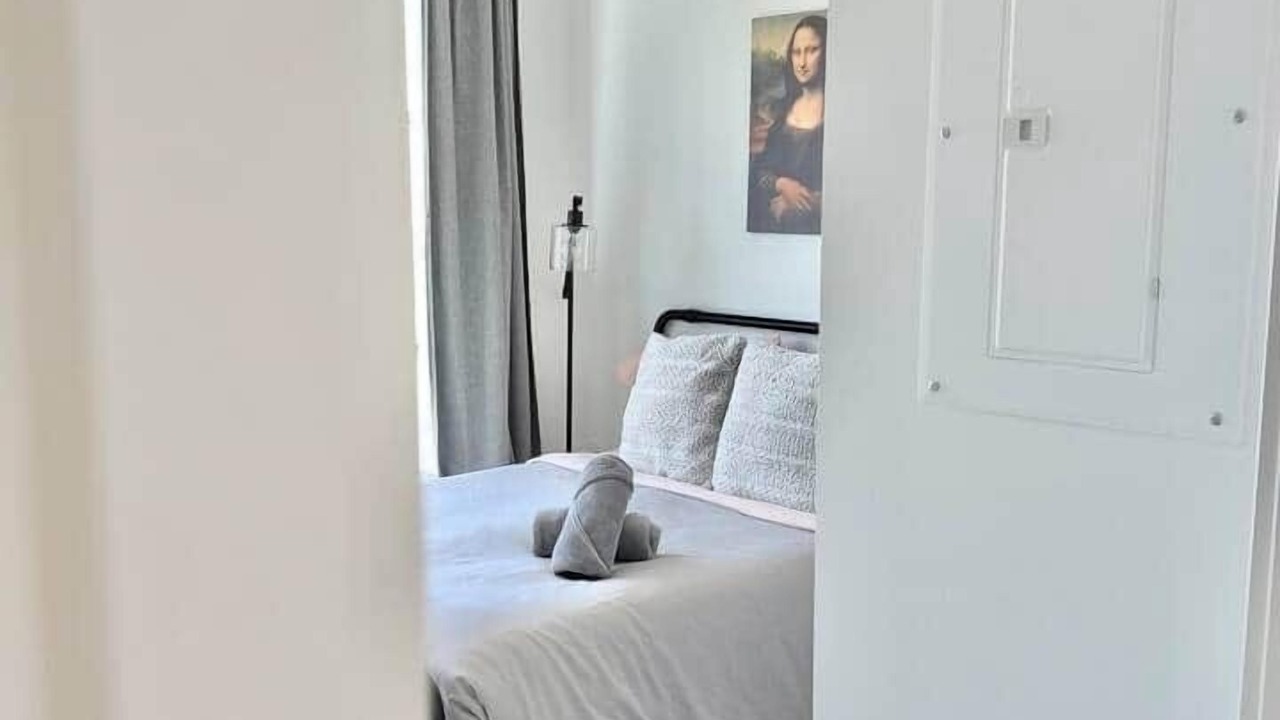 Photo of Bedroom in Port Credit