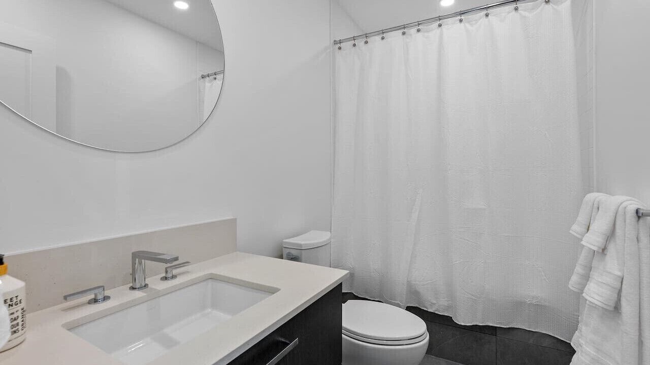 Photo of Bathroom in South Pandosy