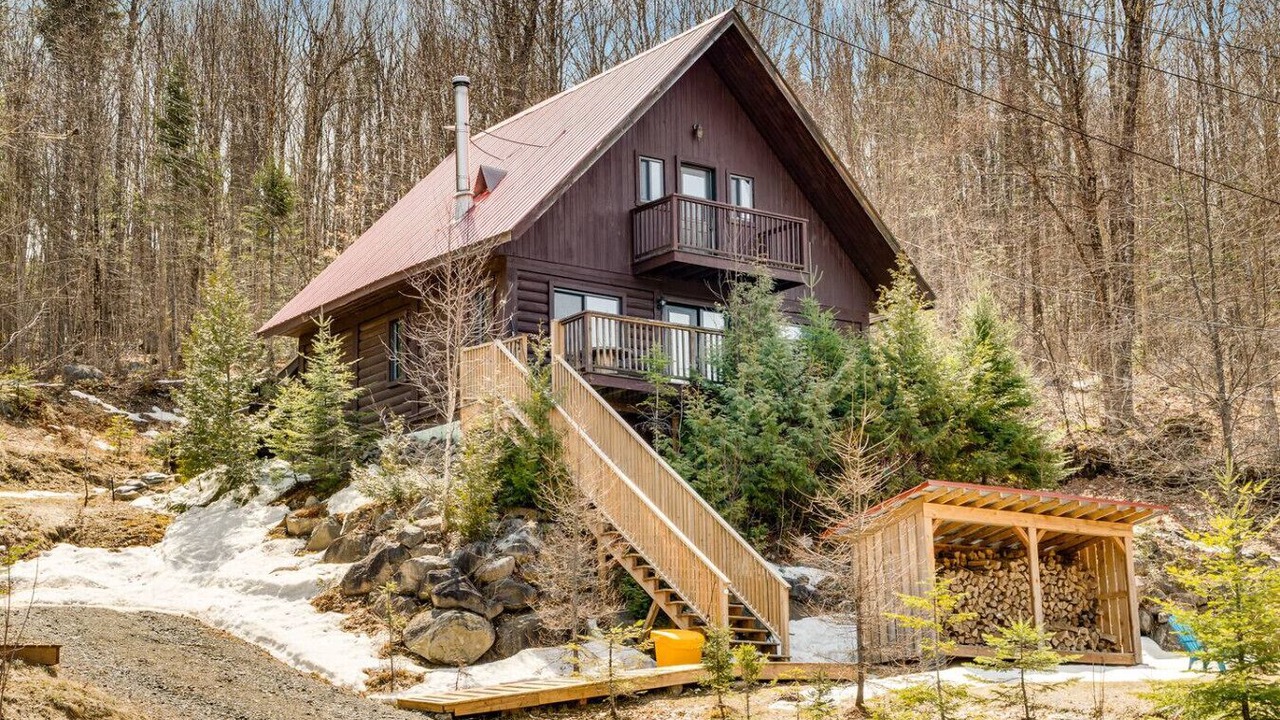 Photo of Outdoor in Amherst