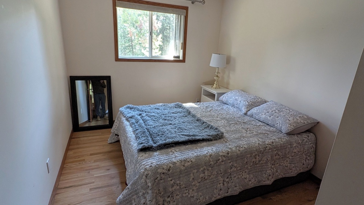 Photo of Bedroom in Aspen Grove
