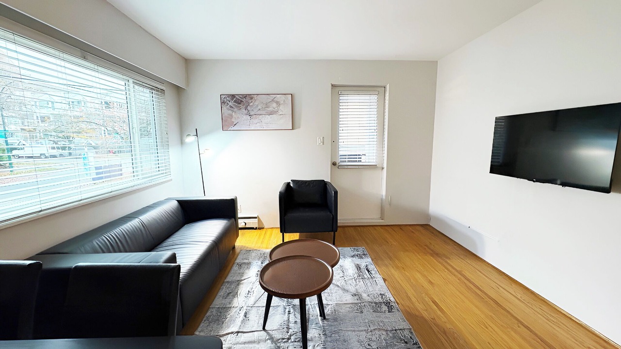 Photo of Livingroom in Kitsilano
