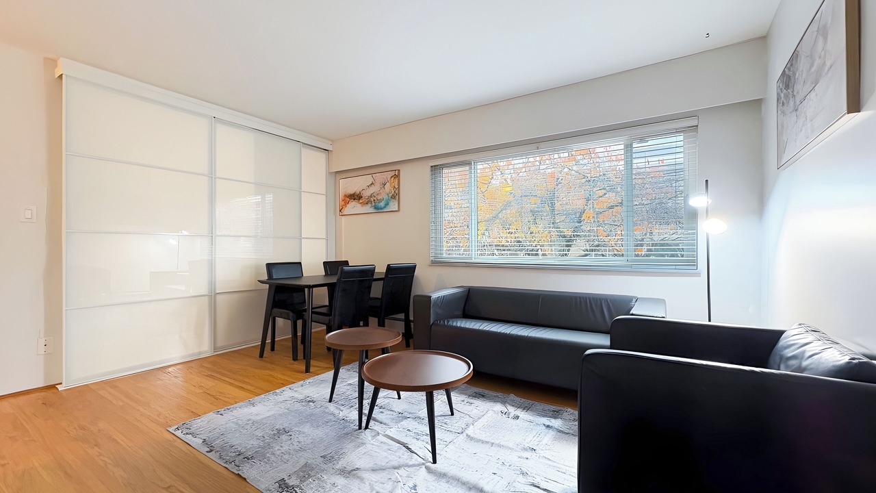 Photo of Livingroom in Kitsilano
