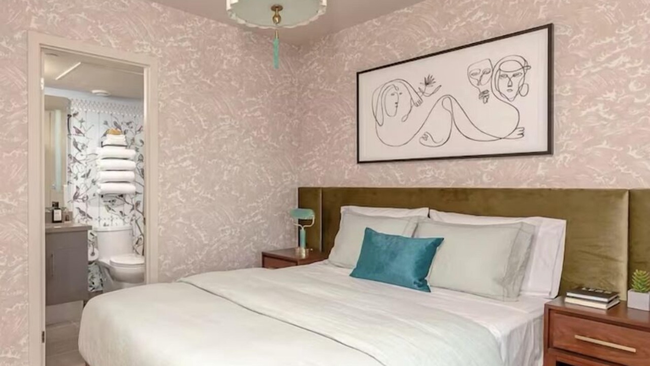 Photo of Bedroom in Bloor-Yorkville
