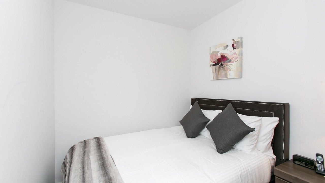 Photo of Bedroom in Toronto Entertainment District