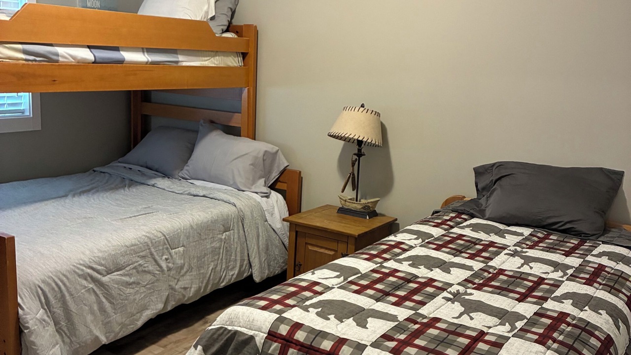Photo of Bedroom in Okanagan-Similkameen