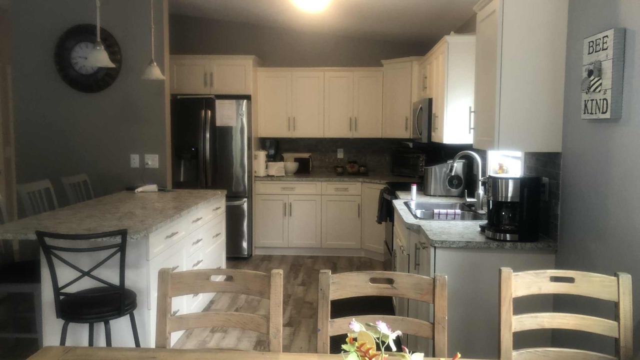 Photo of Kitchen in Okanagan-Similkameen